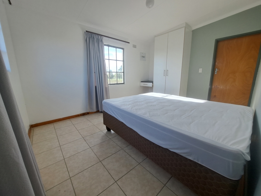 1 Bedroom Property for Sale in Hartebeesfontein Western Cape